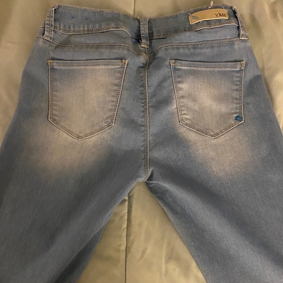 Women’s Jeans - Picture 2 of 2